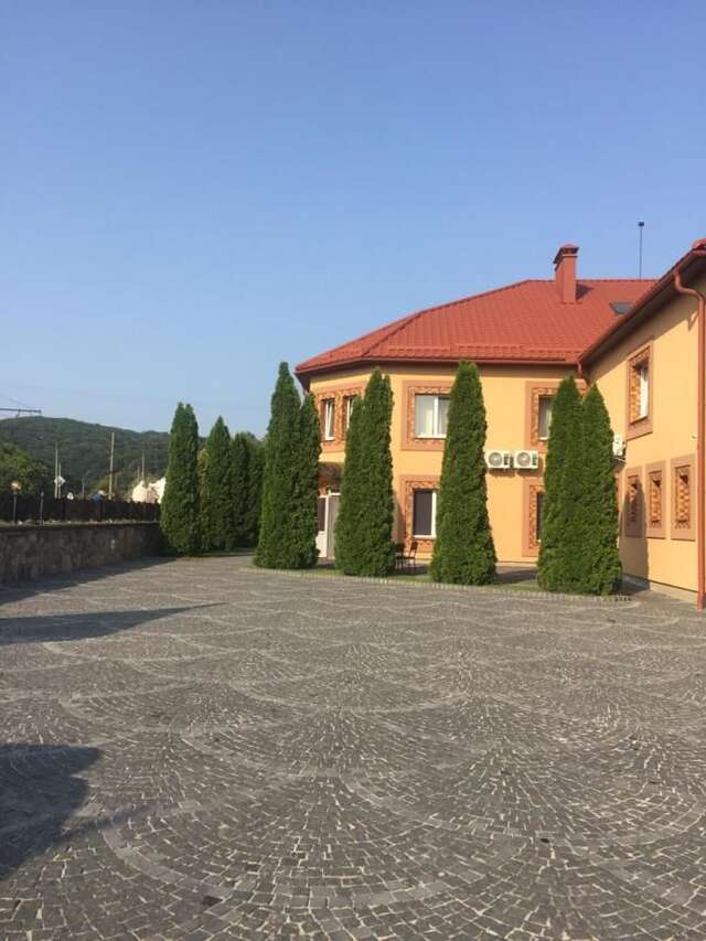 Отель Pid Zamkom Каменица-14